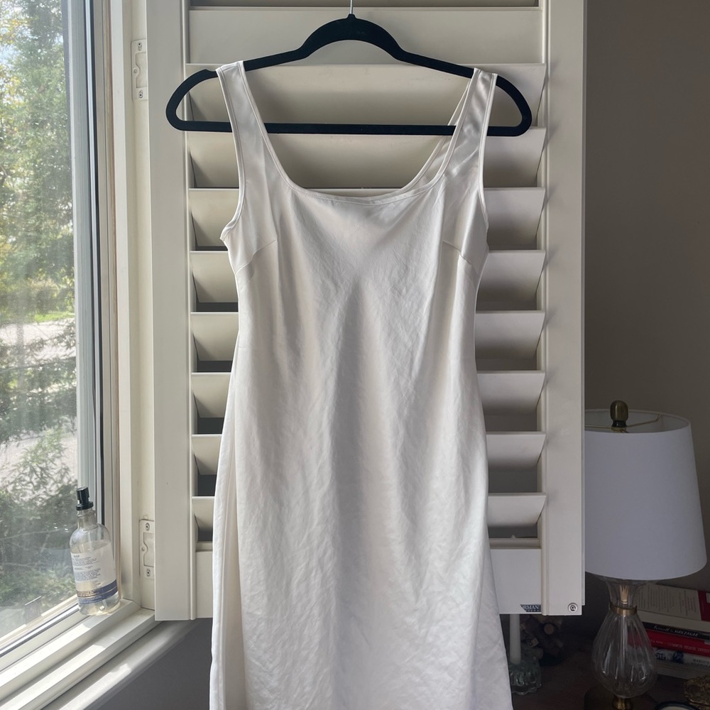 Aritzia Wilfred Cream Silk Slip Dress Gem